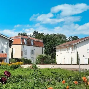 https://le-cottage-du-parc.hotels-rhonealpes.com